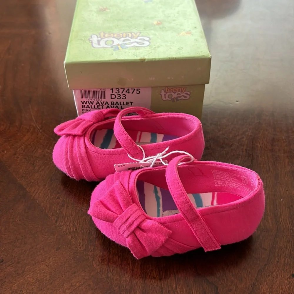 Teeny toes, Ava ballet shoe size 2W